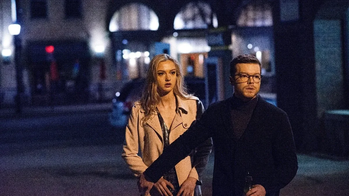 Shattered - Gefährliche Affäre